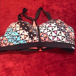 Victoria’s Secret Sports Bra size 36D